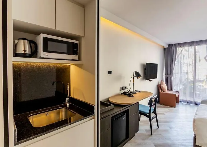 Seekers Finders Rama Iv Surestay Collection By Bw Bangkok