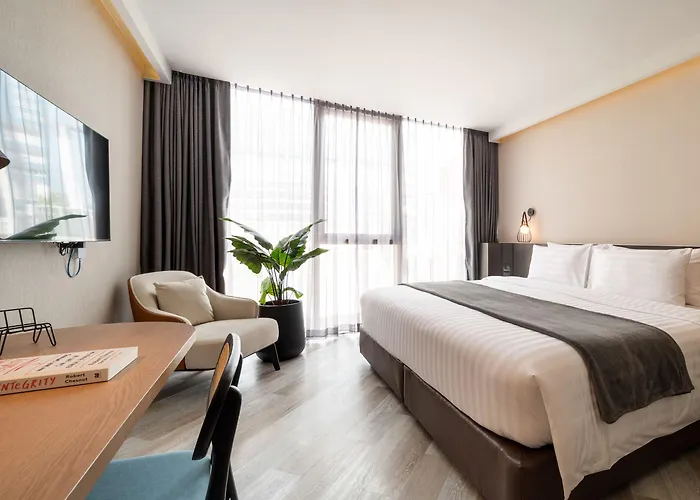 Seekers Finders Rama Iv Surestay Collection By Bw Hotel 4*