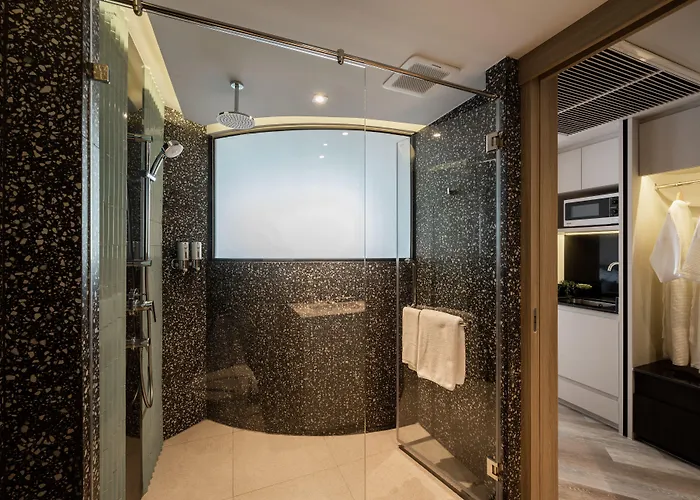 Seekers Finders Rama Iv Surestay Collection By Bw Bangkok